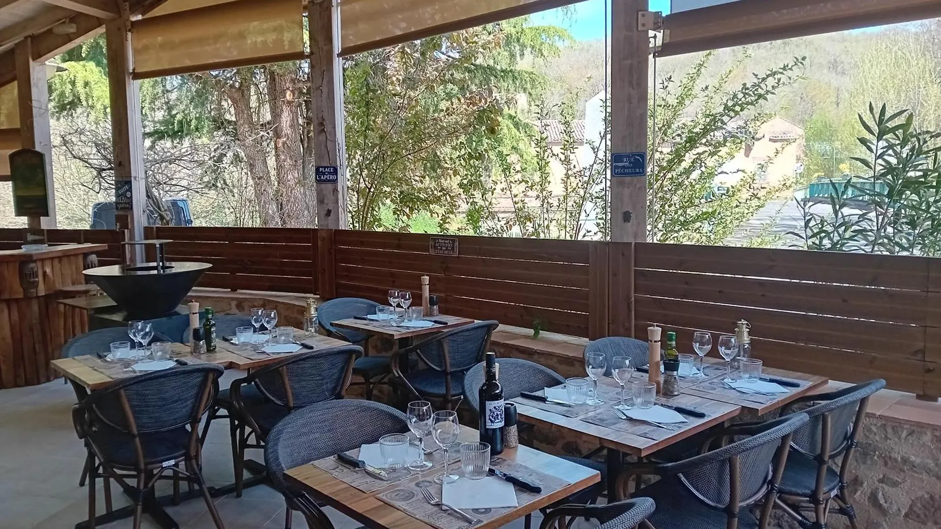 Au Bord De L'Eau Ξενοδοχείο Salles  Γαλλία